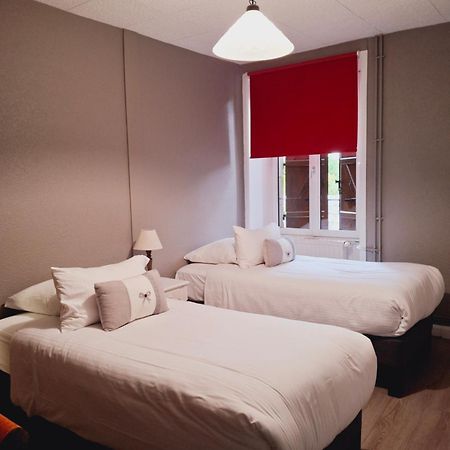 Logis Hotel Restaurant La Brasserie Treignac Екстериор снимка