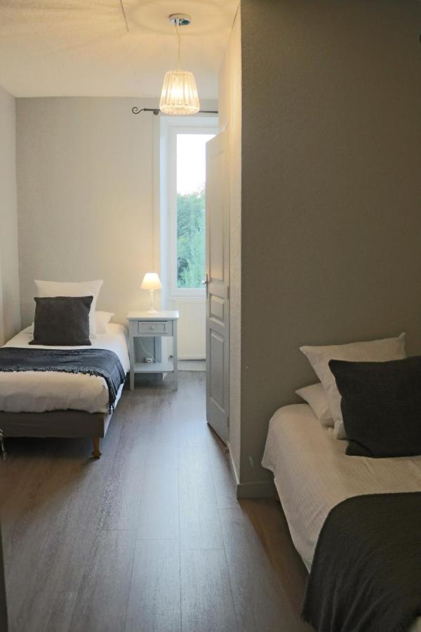 Logis Hotel Restaurant La Brasserie Treignac Екстериор снимка