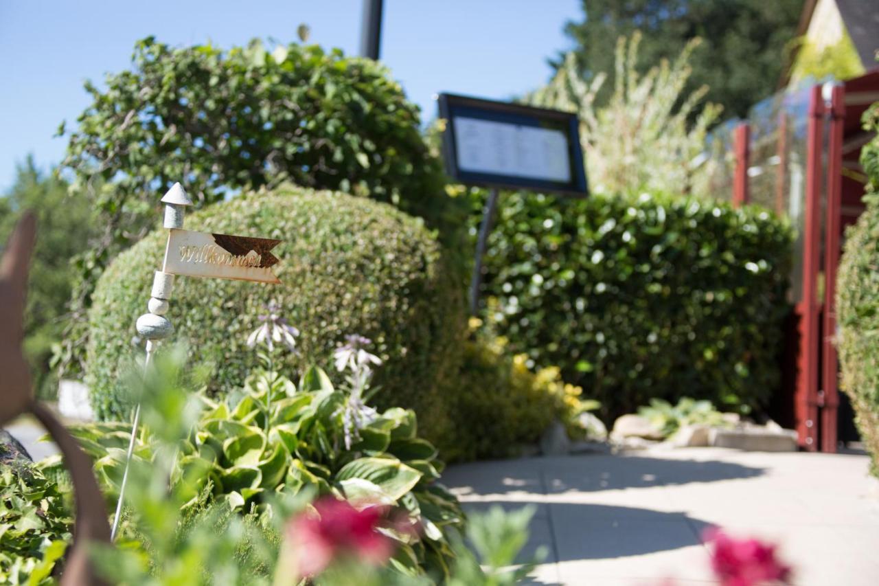 Logis Hotel Restaurant La Brasserie Treignac Екстериор снимка