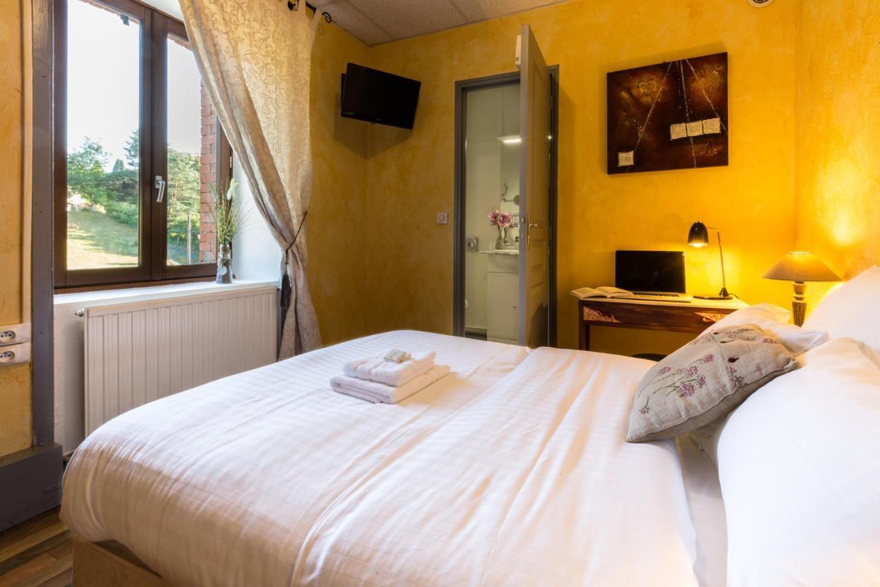 Logis Hotel Restaurant La Brasserie Treignac Екстериор снимка