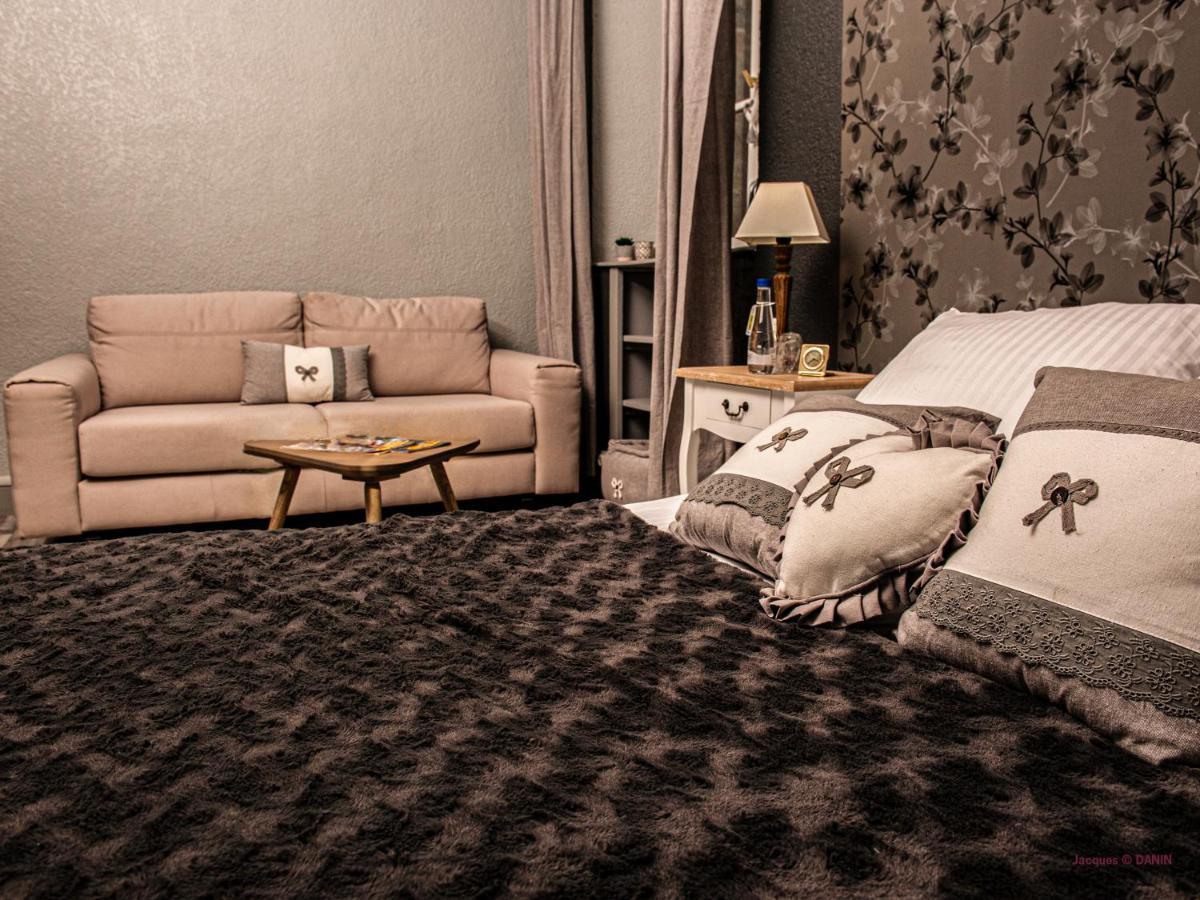 Logis Hotel Restaurant La Brasserie Treignac Екстериор снимка